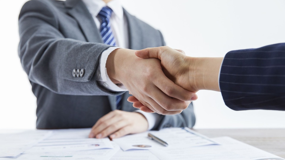 Jak firma zewnętrzna pomaga przy SKD w przypadku błędów w umowie kredytowej?